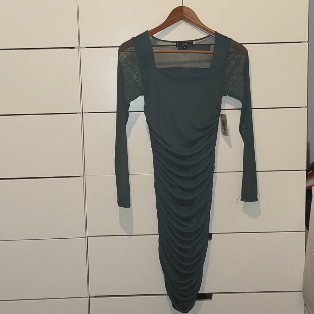 Vibe dress